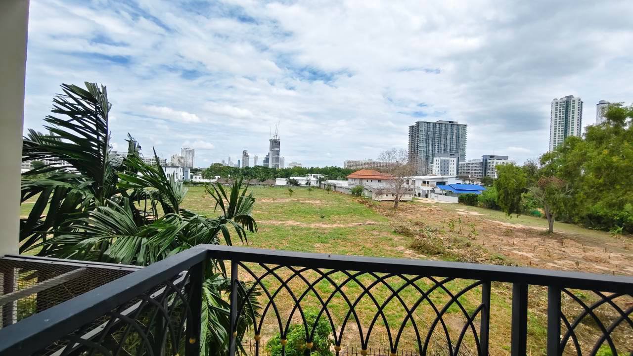 Студия 27 м² в Dusit Grand Park 2, Джомтьен, вид на город