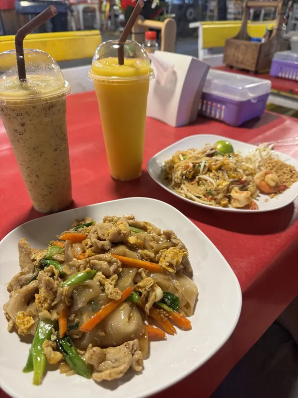 ร้านอาหารอาเล็กซีฟู้ด-Alexseafood (Алек Морепродукты) в Паттайе — фото 16