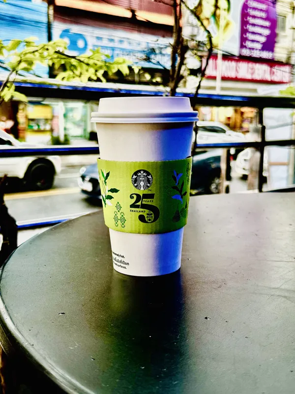 Starbucks в Паттайе — фото 11