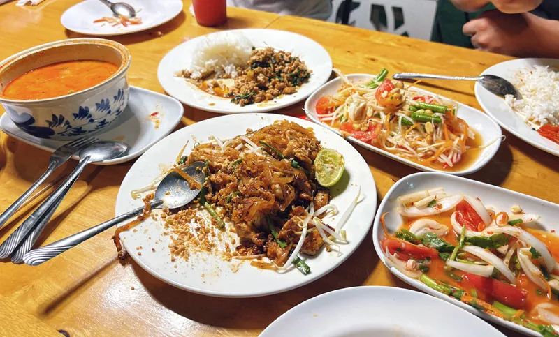 Honey Bee Thai Restaurant @ Pattaya в Паттайе — фото 4